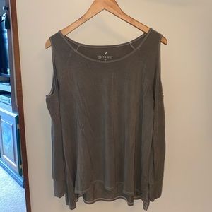 American Eagle cold shoulder top